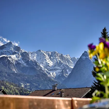Alpenwelt Iii