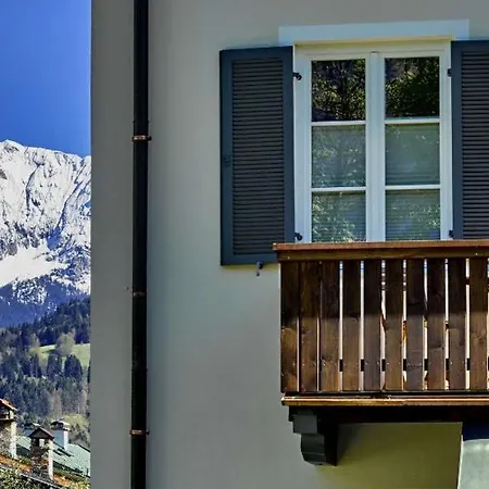 Alpenwelt Iii *